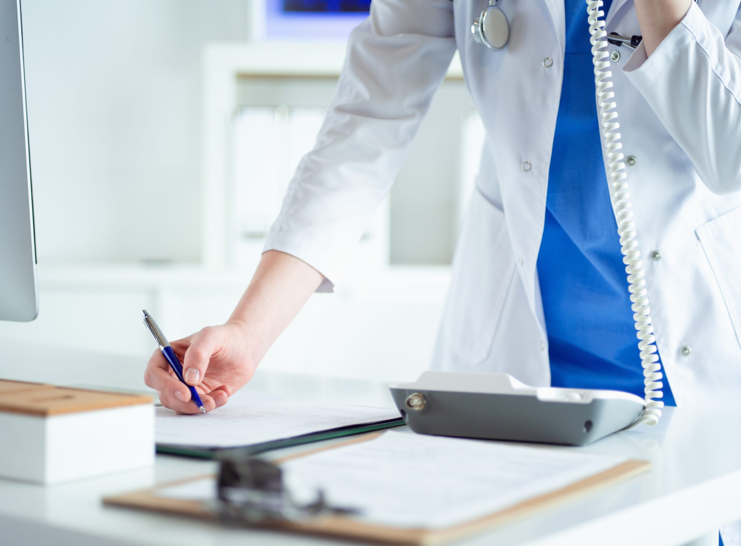 不整脈治療に伴う服用薬の休薬に対して不安を持たれる患者さまからのご相談